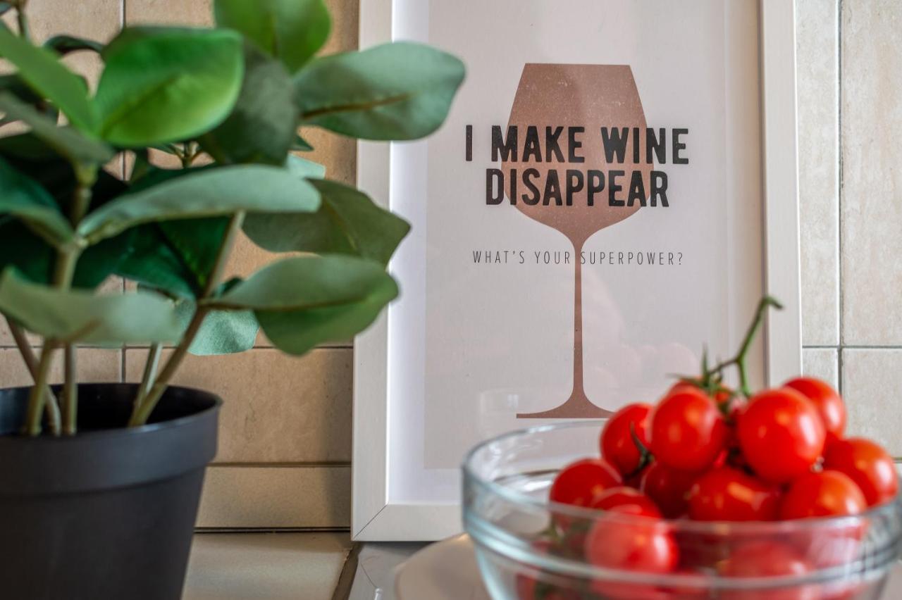 Wine Apartments Florence Pinot Exterior photo