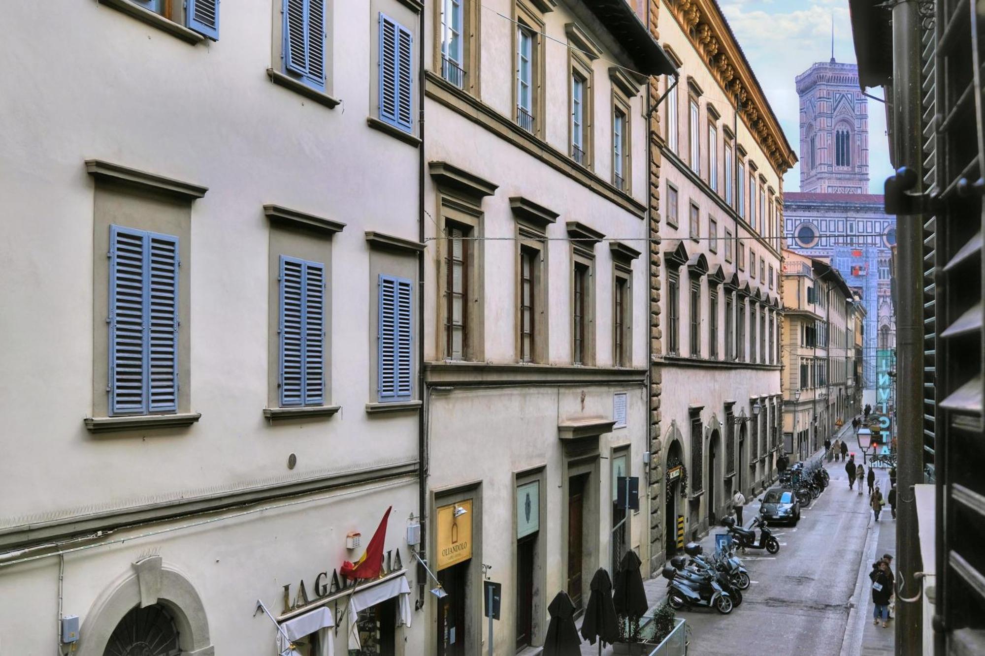 Wine Apartments Florence Pinot Exterior photo